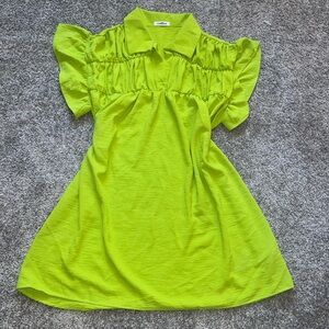Vibrant Green Short Sleeve Dress